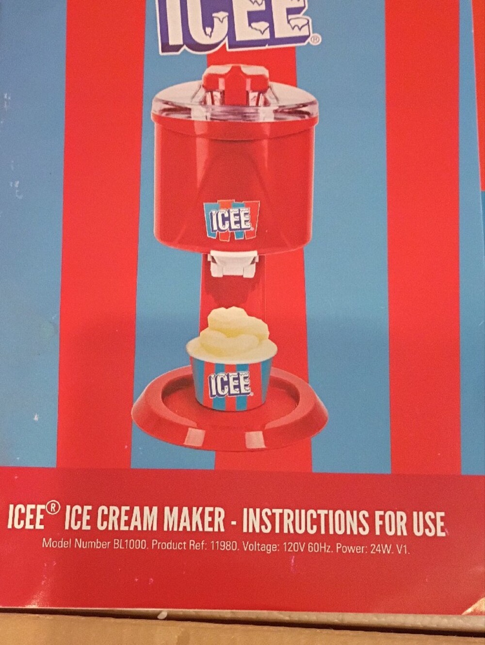 ICEE Ice Cream Machine Party Maker Machine - Picture 3 of 3